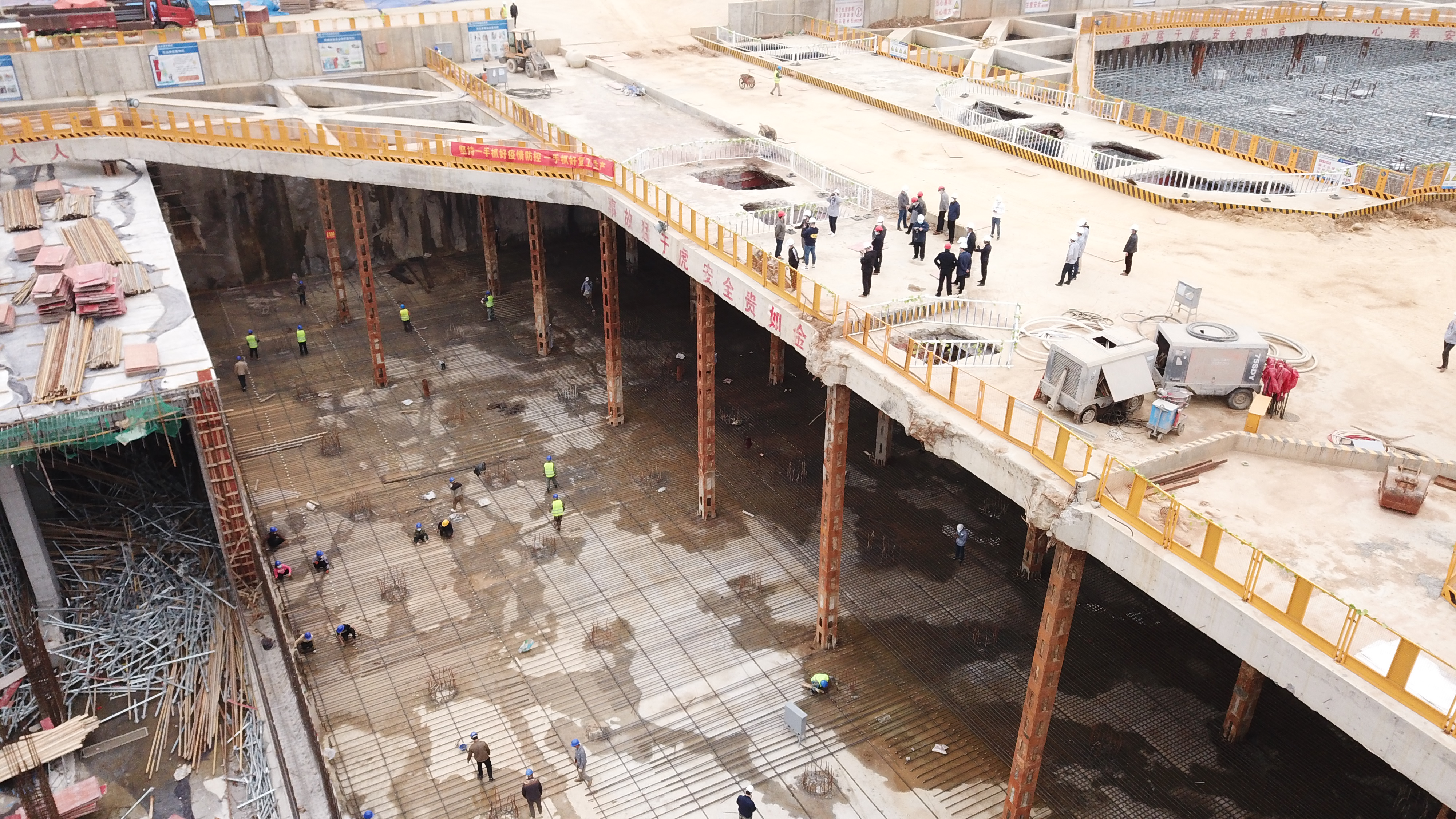 3月24日，南湖水環(huán)境提升工程復(fù)工現(xiàn)場 (2).jpg